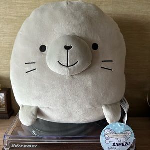 Samezu Mochi Gray Seal Plush XL